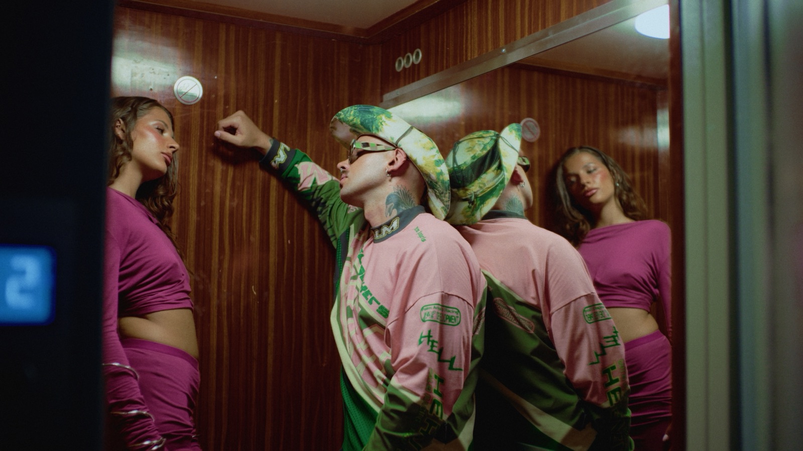 Dzsúdló - reflex feat. Only U — film still 3