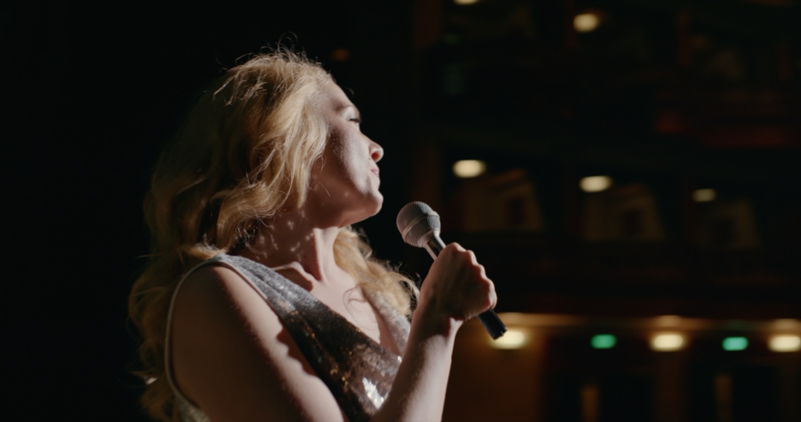 UNI-UNIVERZUM — film still 11